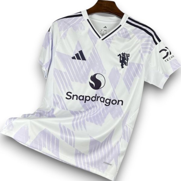 00a5cab3-Photoroom.jpg Camiseta Manchester United 2025-2026 Visitante