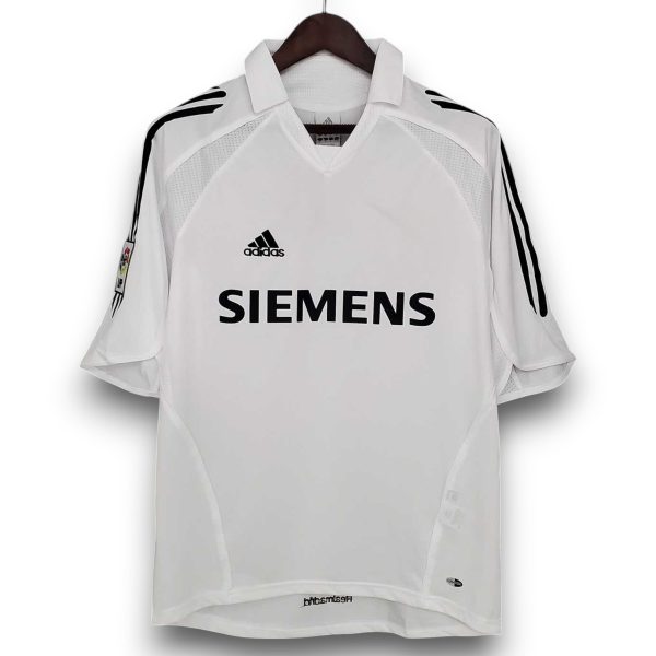05-06-local-Photoroom.jpg Camiseta Real Madrid 2005-2006 Local