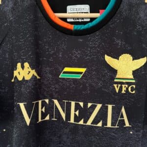 21-22-lo.jpg Camiseta Venezia 2021-2022 Local