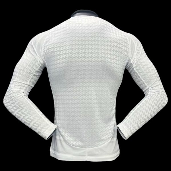 2f018851-Photoroom.jpg Camiseta Real Madrid 2024-2025 Local Manga Larga – Version Pro Player