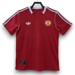 Camiseta Manchester United Entrenamiento – Retro