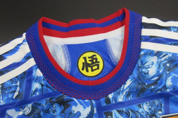 57cc9bb6-scaled-1.jpg Camiseta Japón Azul – Versión Dragon Ball Pro Player