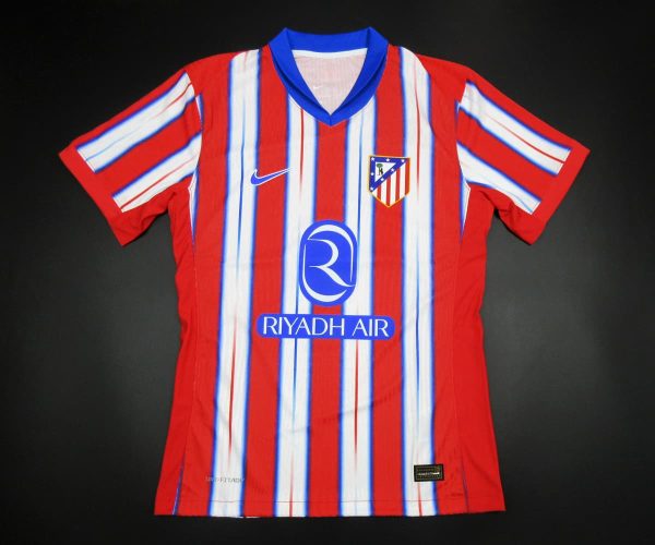 599ACA92-0F4A-49B9-BD97-52F7B92E7AAB.jpg Camiseta Atletico de Madrid 2024-2025 Local – Version Pro Player