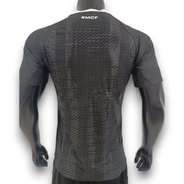 7e05ac69-Photoroom.jpg Camiseta Real Madrid 2025-2026 Portero Visitante – Version Pro Player