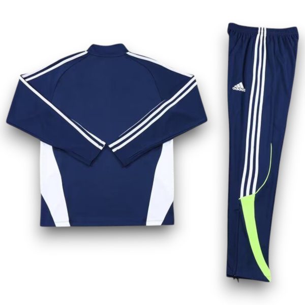 7e3b2e5d-Photoroom.jpg Chándal Real Madrid 2025-2026 Retro – Entrenamiento