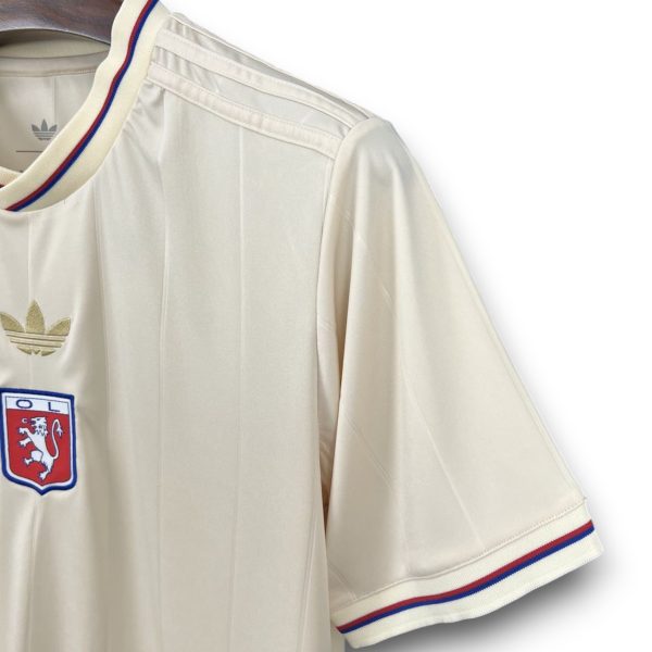 8a5e10bb-Photoroom.jpg Camiseta Olympique Lyon 2024-2025 Alternativa Aniversario