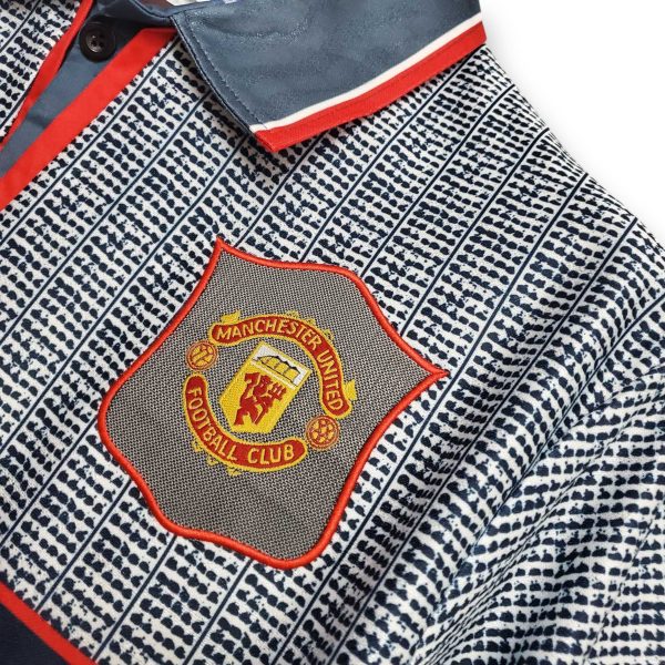 95-96-visit-Photoroom.jpg Camiseta Manchester United 1995-1996 Visitante