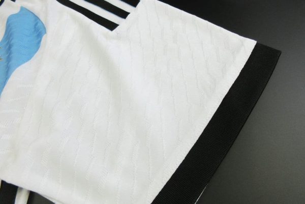 Camiseta-Argentina-2022-2023-Local-Tres-estrellas-Version-Pro-Player-2.jpg Camiseta Argentina 2022-2023 Local Tres estrellas – Version Pro Player