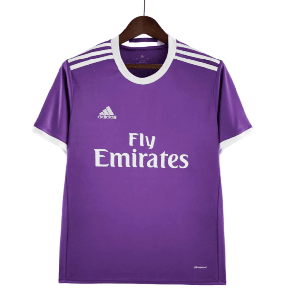 Camiseta-Retro-Real-Madrid-Segunda-Equipacion-1718-Version-Aficionado.png Camiseta Real Madrid 2017-2018 Visitante