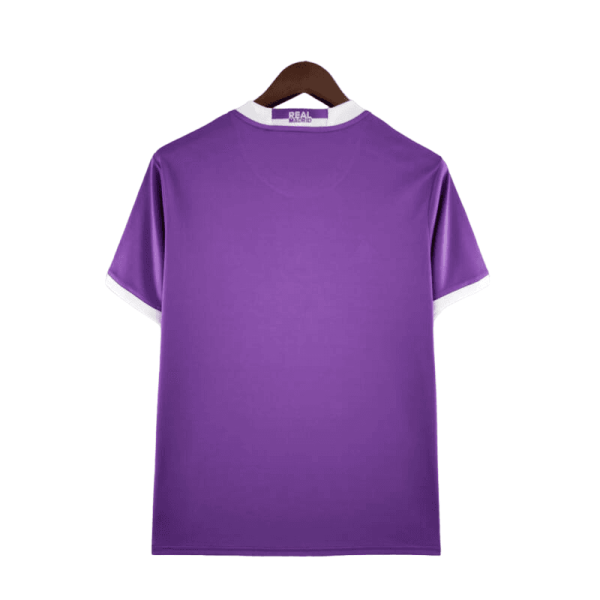 DORSAL-Camiseta-Retro-Real-Madrid-Segunda-Equipacion-1718-Version-Aficionado-PhotoRoom.png-PhotoRoom.png Camiseta Real Madrid 2017-2018 Visitante