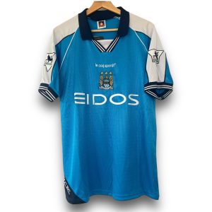 IMG-0549_357e89bf-71fd-49f8-9645-ccb4a8180136.jpg Camiseta Manchester City 1999-2001 Local
