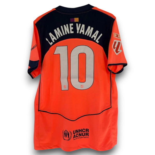 IMG_0825-Photoroom.png Camiseta Barcelona 2025-2026 Alternativa