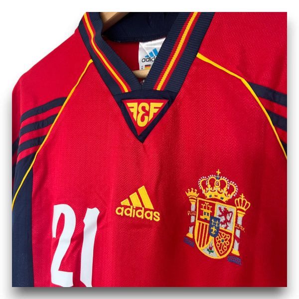 WhatsApp-Image-2024-08-20-at-11.39.23-11.jpg Camiseta España 1998 Local
