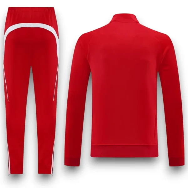 bayer-25-26-chandal-local1.webp Chándal Bayern Munich 2025-2026 Local – Cremallera