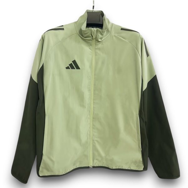 c9466ef9-Photoroom.jpg Chaqueta Real Madrid 2025-2026 – Cortavientos Verde