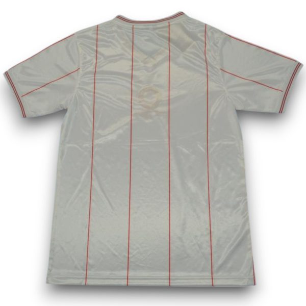 camiseta-aston-villa-82-uefa-Photoroom.jpg Camiseta Aston Villa 1981-1982 Visitante