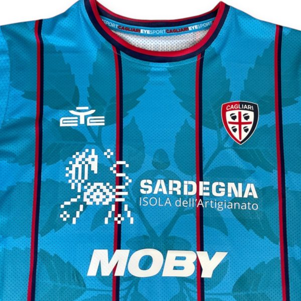 camiseta-cagliari-25-26-tercera3-Photoroom.jpg Camiseta Cagliari Calcio 2025-2026 Alternativa