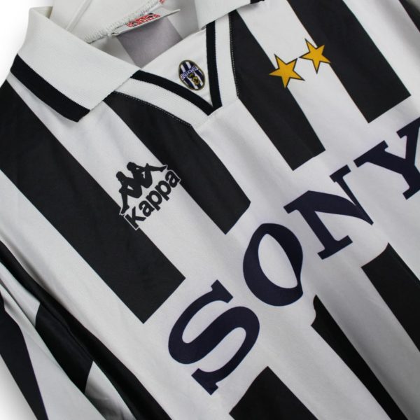 camiseta-juventus-1995-96-home-Photoroom.jpg Camiseta Juventus 1995-1996 Local