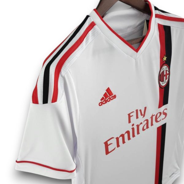 camiseta-milan-2011-pecho-lateral-Photoroom.jpg Camiseta AC Milan 2011-2012 Visitante