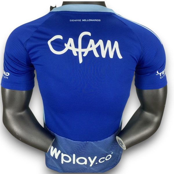 camiseta-millonarios-25-26-home-pro-player-Photoroom.jpg Camiseta Millonarios 2025 Local – Version Pro Player