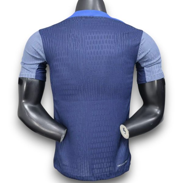 camiseta-psg-training-25-26-pro-player1-Photoroom.jpg Camiseta Paris 2025-2026 Visitante – Version Pro Player