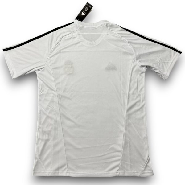 camiseta-real-madrid-2025-26-entreno-Photoroom.jpg Camiseta Real Madrid 2025-2026 Entrenamiento