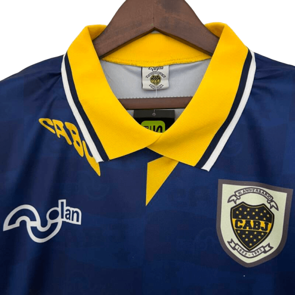 camiseta-retro-boca-juniors-1995-cuello-camisa-PhotoRoom.png-PhotoRoom.png Camiseta Boca Juniors 1995-1996 Local