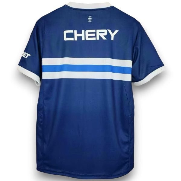 camiseta-universidad-catolica-25-26-away-Photoroom.jpg Camiseta Unviersidad Católica de Chile 2025-2026 Visitante