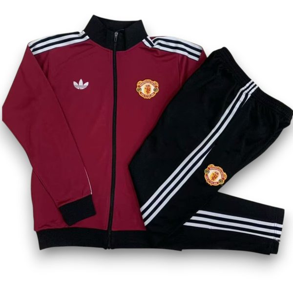chandal-man-united-retro-copia-Photoroom.jpg Chándal Manchester United Retro – Cremallera