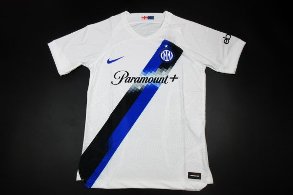 comprar-camiseta-futbol-2023-2024-pro-player-visitante-inter-milan-1.jpg Camiseta Inter de Milán 2023-2024 Visitante – Version Pro Player