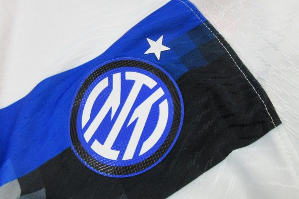 comprar-camiseta-futbol-2023-2024-pro-player-visitante-inter-milan-4.jpg Camiseta Inter de Milán 2023-2024 Visitante – Version Pro Player