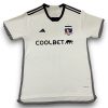 comprar-camiseta-futbol-colo-colo-2024-2025-local.jpg Camiseta Colo Colo 2024-2025 Local – Primera División de Chile