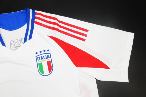 comprar-camiseta-futbol-italia-2024-visitante-pro-player-3-scaled-1.jpg Camiseta Italia 2024-2025 Visitante – Version Pro Player