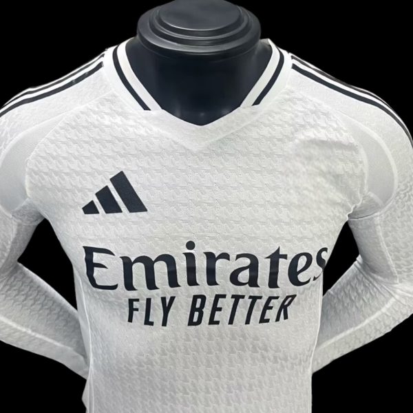 e5a87c8d-Photoroom.jpg Camiseta Real Madrid 2024-2025 Local Manga Larga – Version Pro Player