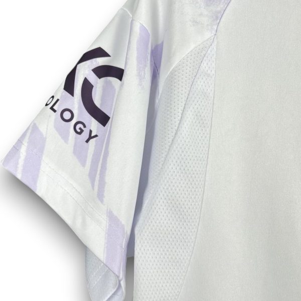 f967aeb8-Photoroom.jpg Camiseta Manchester United 2025-2026 Visitante