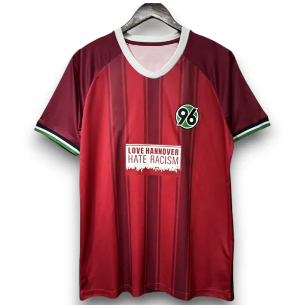 hannover-25-26-antiracismo.webp Camiseta Hannover 96 2025-2026 Especial Hate Racism