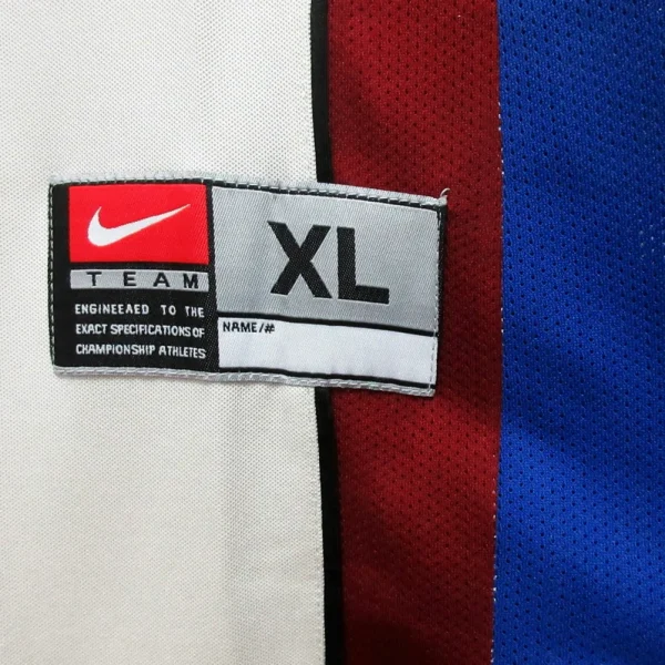 image_7dc731e7-7b85-4a6a-be73-d0170870dc1c.webp Camiseta Barcelona 1998-1999 Visitante