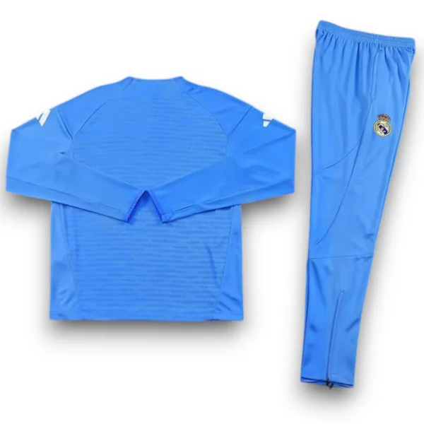 madrid-25-26-training-suit-kid-size-3.webp Chándal Real Madrid 2025-2026 Alternativo 4 – Entrenamiento
