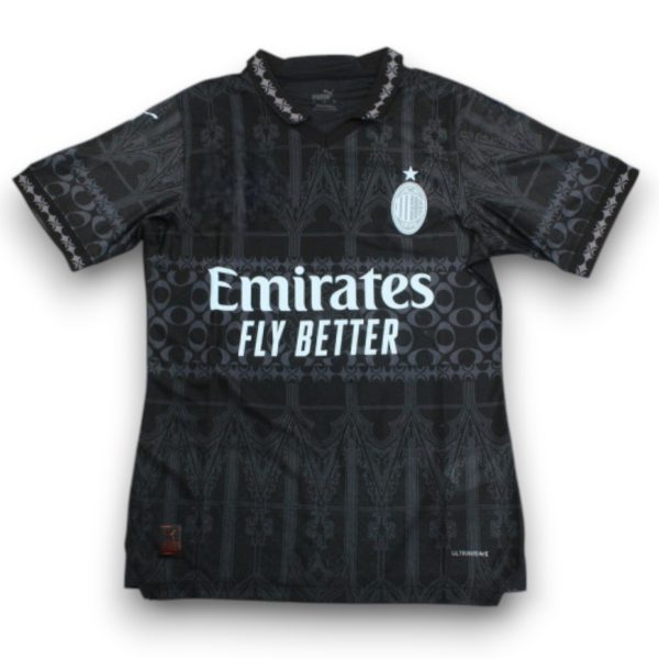 milan-pleasures-Photoroom.jpg Camiseta Milan 2023-2024 X Pleasures – Version Pro Player
