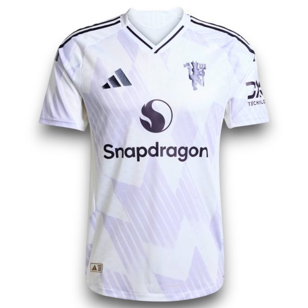zt3jiBEmfEDzJMK-Photoroom.jpg Camiseta Manchester United 2025-2026 Visitante